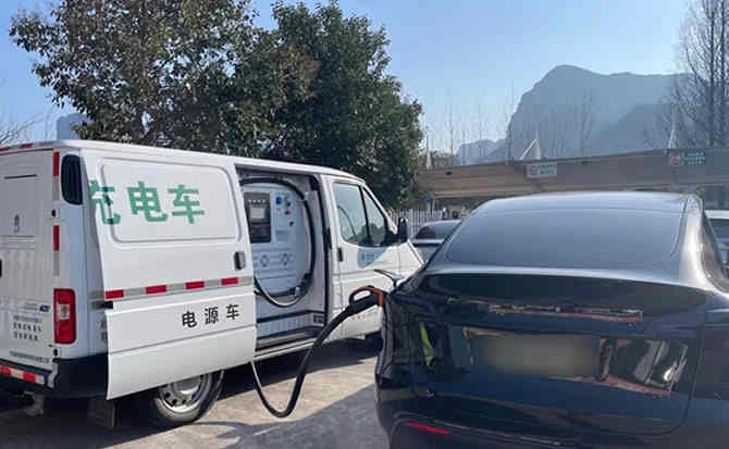 明水汽车搭电